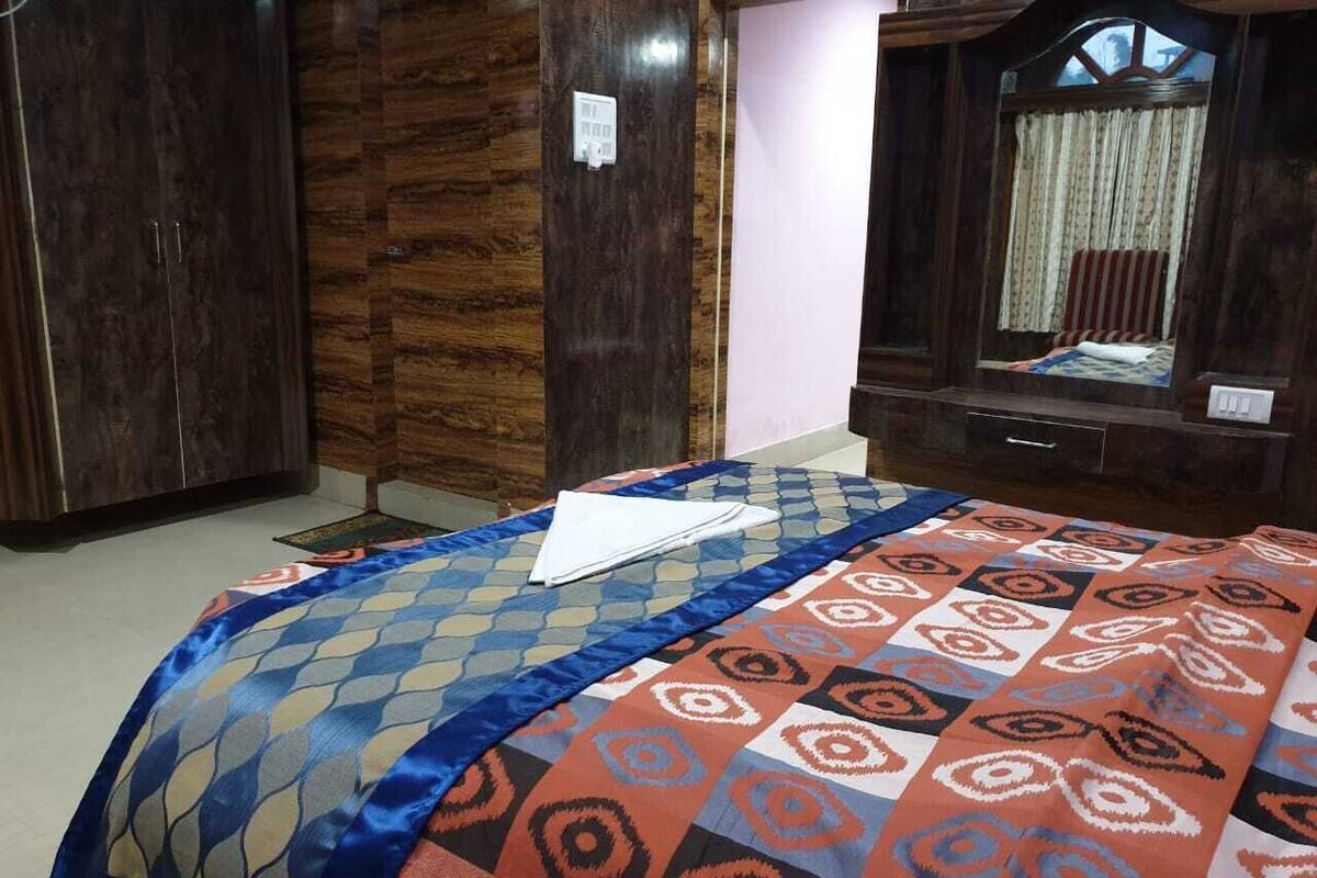 Presidential Room