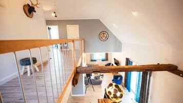 Smart-TV, Videospiele, DVD-Player, Bücher