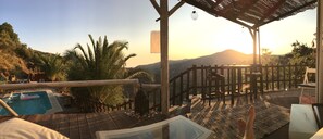 Outdoor dining - Casa Cada
Stunning 1 Bedroom Cabin with Private Pool and BBQ Perfect for Couples (Cómpeta)