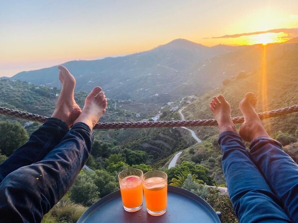 Outdoor dining - Casa Cada
Stunning 1 Bedroom Cabin with Private Pool and BBQ Perfect for Couples (Cómpeta)