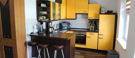 Fridge, microwave, oven, dishwasher