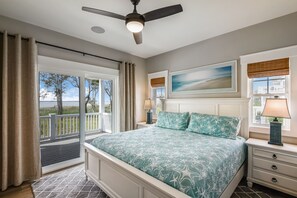 6 bedrooms, free WiFi, bed sheets