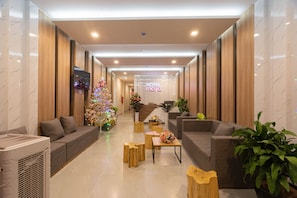 Lobby - Maya Hotel (Ho Chi Minh City)