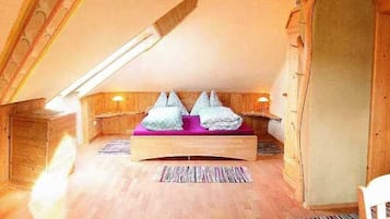 1 Schlafzimmer, Schreibtisch