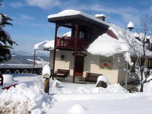 Exterior - Bionest II earth building apartment - Biolandhaus Arche (Eberstein)