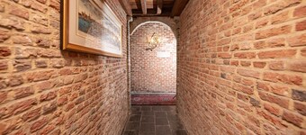 Unique Apartment In Historic Mansion