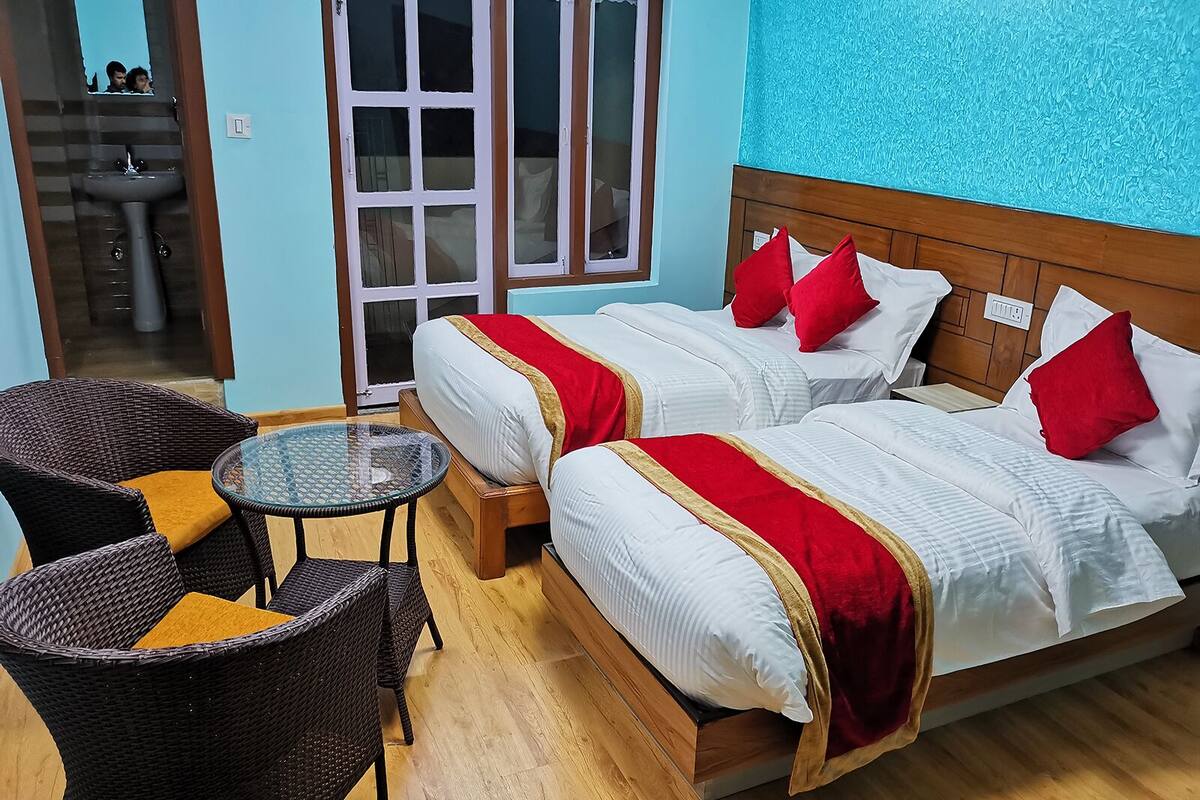 14 bedrooms, soundproofing, iron/ironing board, free WiFi