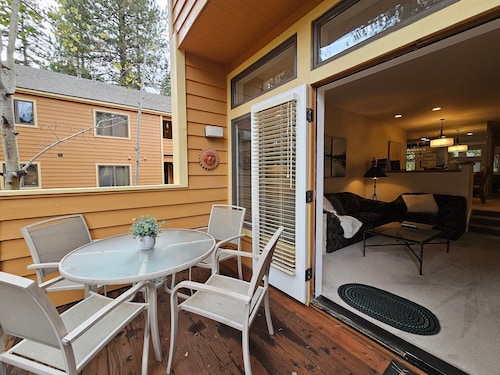 Delightful McCloud - Gorgeous Condo in McCloud!