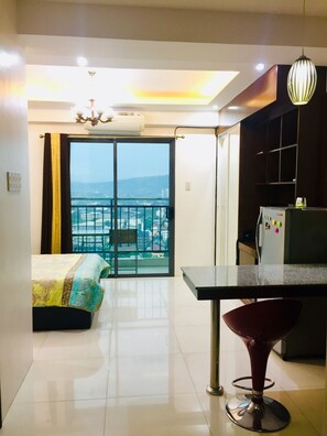 Internet - Studio Unit with Fast Internet Connection (Cebu City)