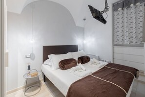 1 camera, Wi-Fi, lenzuola