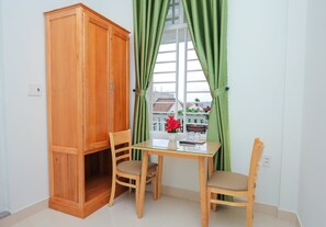Dining - Van May Homestay Hoian features city views, free WiFi and free private parking, (Tp. Hội An)