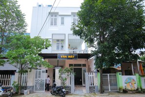 Exterior - Van May Homestay Hoian features city views, free WiFi and free private parking, (Tp. Hội An)