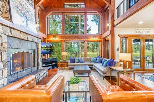 An Elevated Golfside Escape with Space to Gather and Relax + 1Pm Check In/Out