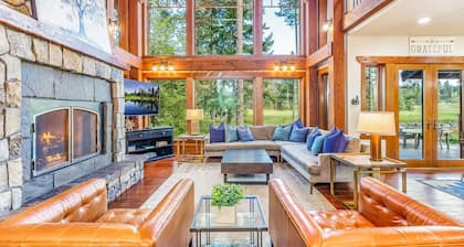 An Elevated Golfside Escape with Space to Gather and Relax + 1Pm Check In/Out