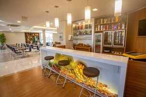 Bar (en la propiedad)