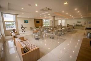 Free daily full breakfast - Zago Hotel (Lages)