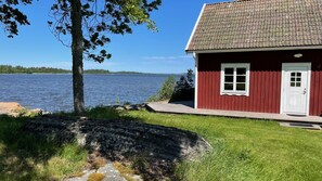 Exterior - New Listing Spectacular waterside stay, 2 houses,10 beds,suitable for 2 families (Östhammar)