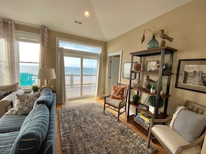 Smart TV, fireplace, books - Luxury Beach Front Home, Amazing Views Heated Pool & Fireplace featured on HGTV! (North Topsail Beach)