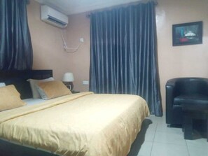 Individually furnished, desk, laptop workspace, blackout curtains