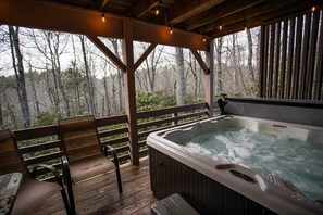 مغطس سبا خارجي