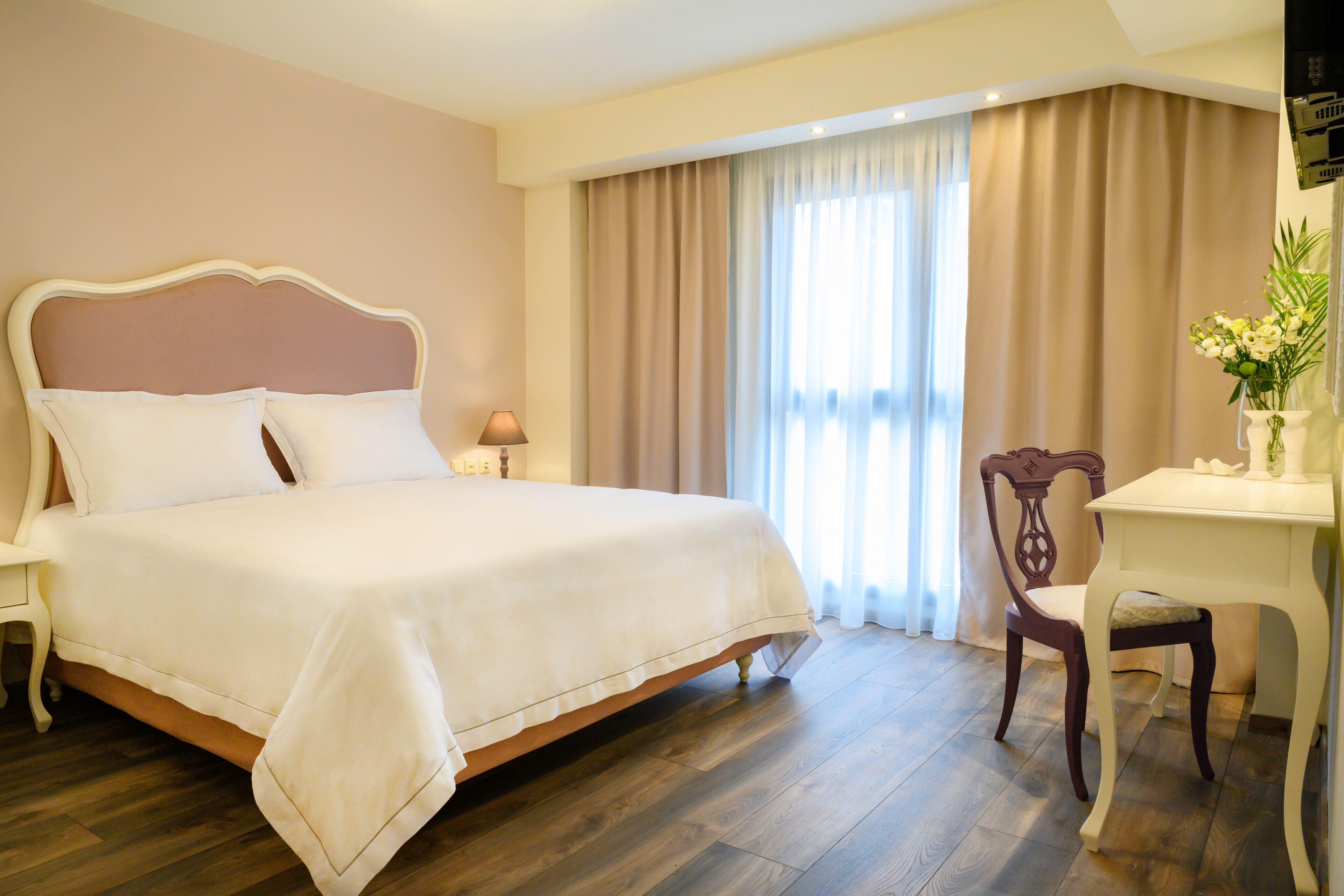 Family Suite | Egyptian cotton sheets, premium bedding, down comforters, pillowtop beds