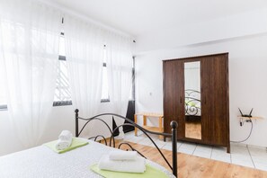 华丽公寓, 2 间卧室 (Penthouse, 4th Floor) | 2 多间卧室、客房内保险箱、熨斗/熨衣板、免费婴儿床