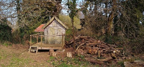 Pretty Stone cottage in the heart of the French countryside.