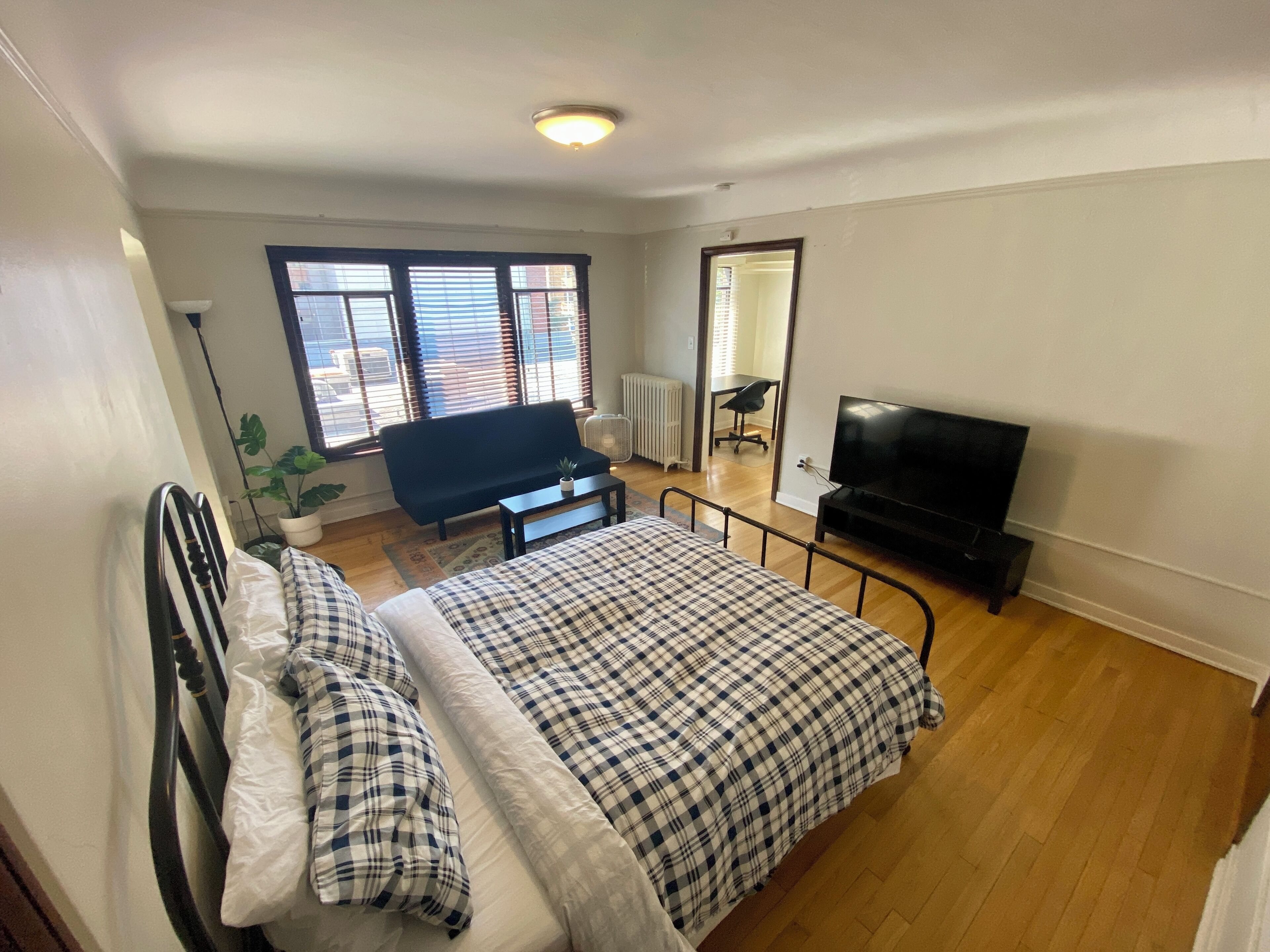 Desk, iron/ironing board, free WiFi, bed sheets