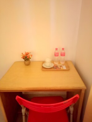 Quarto duplo básico | Área de estar