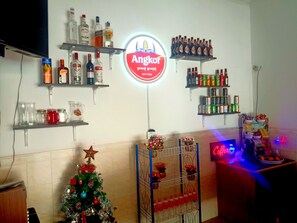 ฝ่ายต้อนรับ