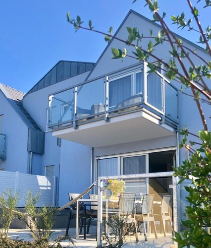 EXKLUSIVEs KAPITÄNSHAUS*****Sauna,Whirlpool,Grill-SEEBLICK, Highspeed Internet