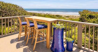 Oceanfront 4BR Retreat - Great for 3-4 Couples