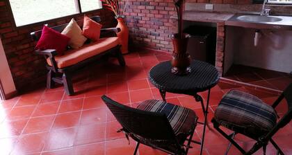 Upea maalaistalo pöydässä cundinamarca, vain 1h 20 min päässä Bogotasta