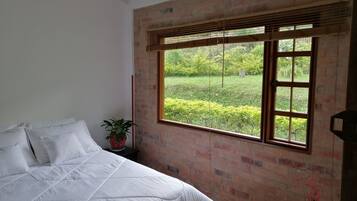 2 bedrooms, WiFi, bed sheets, wheelchair access