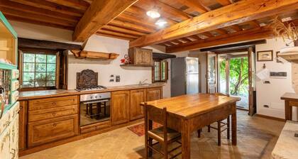 Stunning home in Pieve Santo Stefano