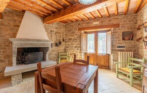 Interior - Stunning home in Pieve Santo Stefano (Pieve Santo Stefano)