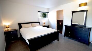 Classic Apartment | 1 bedroom, premium bedding, down duvets, individually decorated