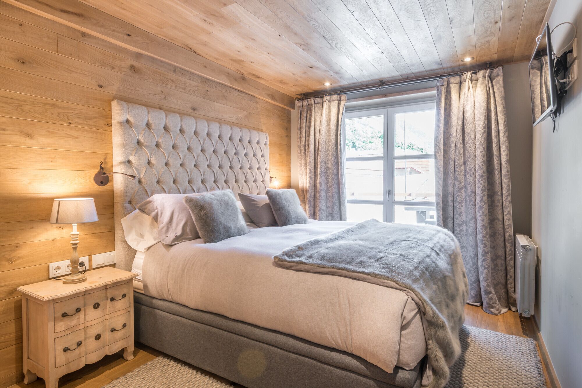 7 chambres, fer et planche à repasser, Wi-Fi gratuit, draps fournis