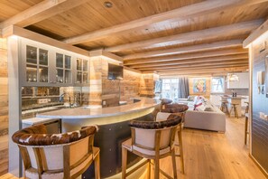 Unclassified image, 2 of 54, button - Casa Lobo - Val de Ruda (Baqueira)