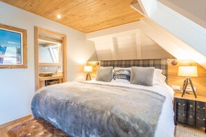 Unclassified image, 3 of 54, button - Casa Lobo - Val de Ruda (Baqueira)