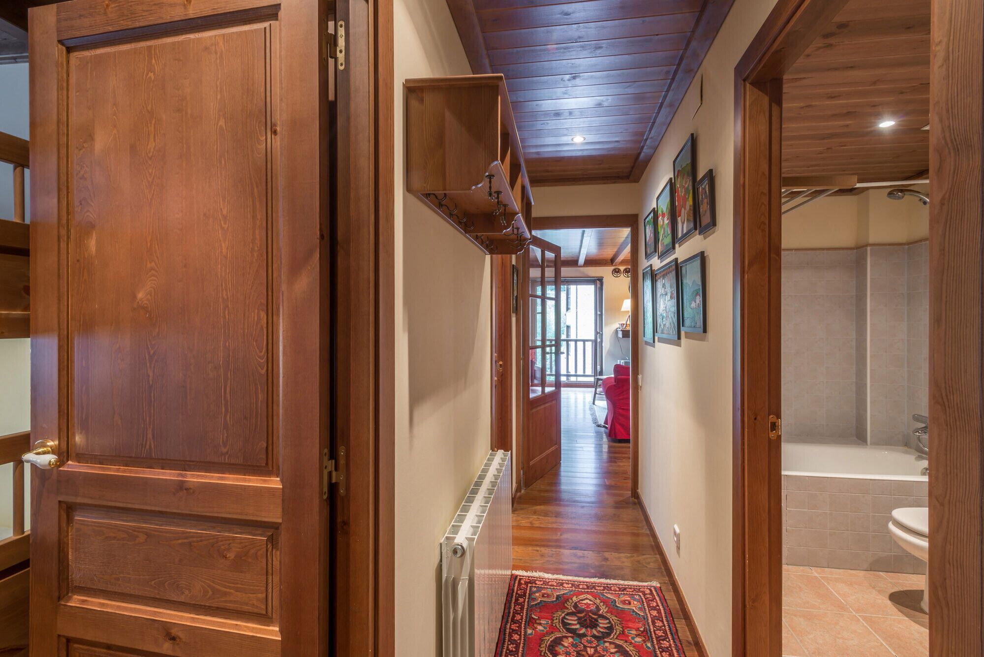 Bathtub, hair dryer, towels