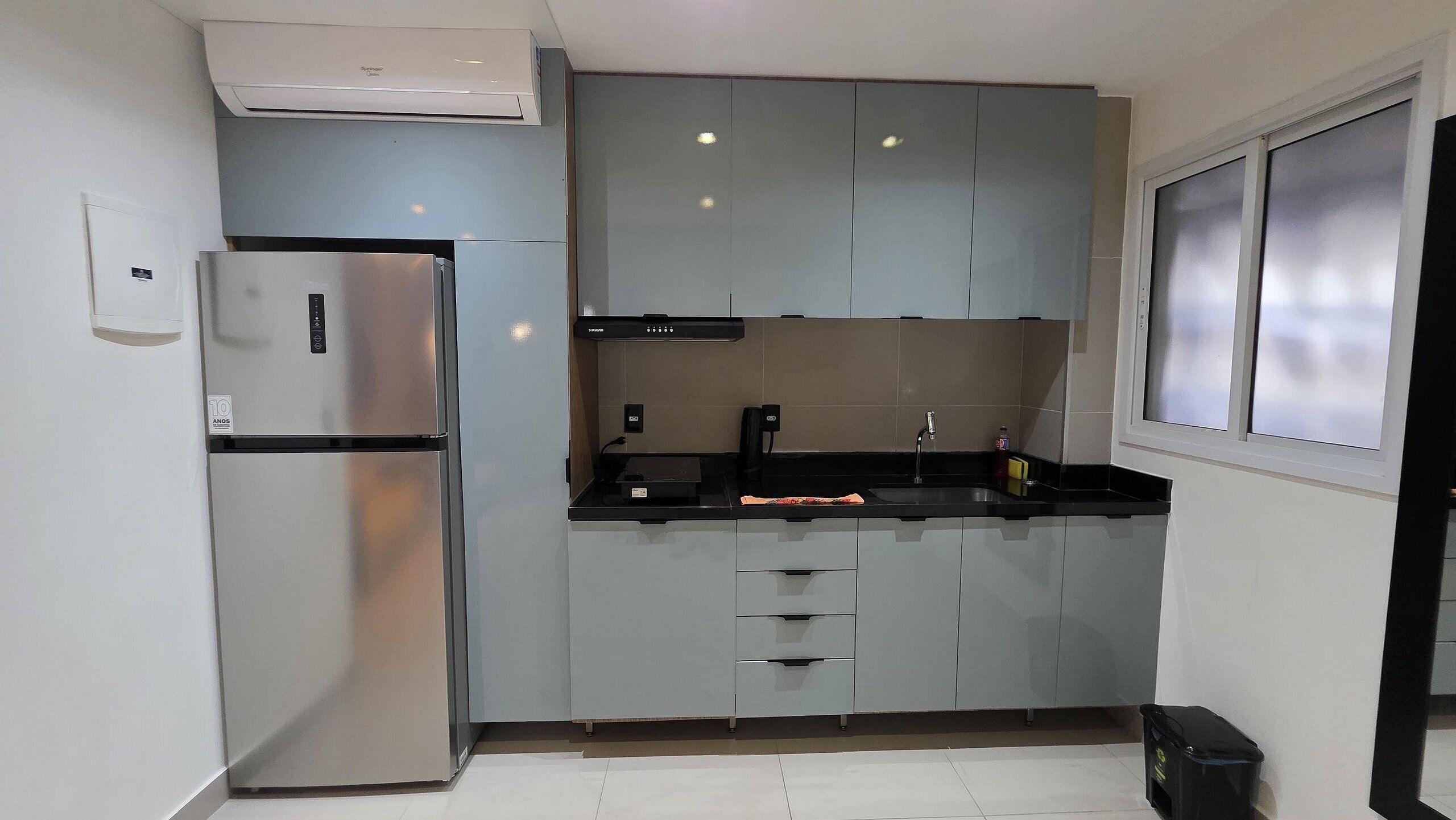 Design Apartment | Private kitchen | Coffee/tea maker, fridge, microwave, cookware/dishes/utensils