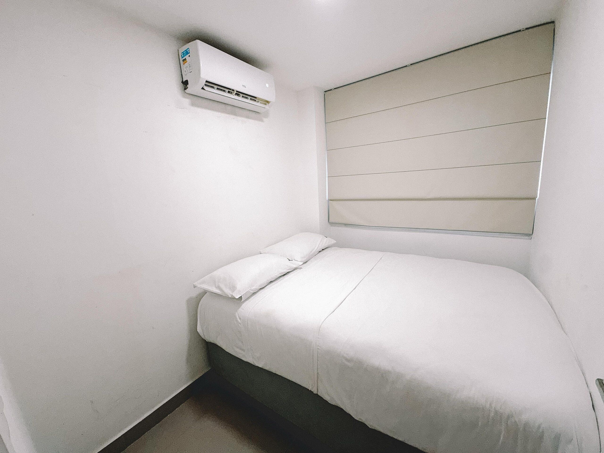 Economy Apartment | Premium bedding, individually decorated, individually furnished, desk