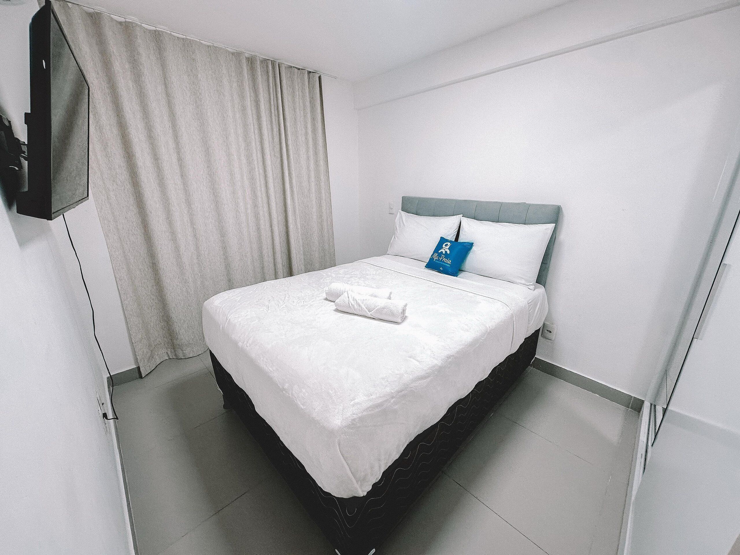 Economy Apartment | Premium bedding, individually decorated, individually furnished, desk
