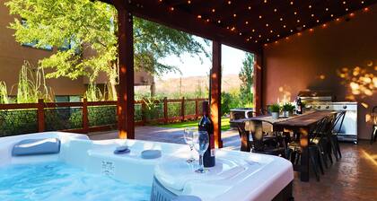 SG2 | KAUNISTA VAKAUSVUOKRAUS KATTAVALLA PATIOILLA KUVASSA!