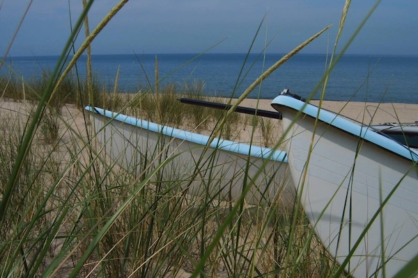 In StrandnĂ€he, StrandtĂŒcher