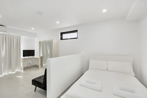 New studio apartment in Surry Hills