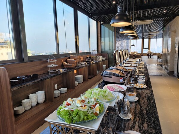 Restaurant - Thanh Long Hotel Bach Dang (Ho Chi Minh City)