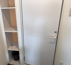 City Room | Bathroom | Slippers, towels - Hotel Minami (Tokyo)