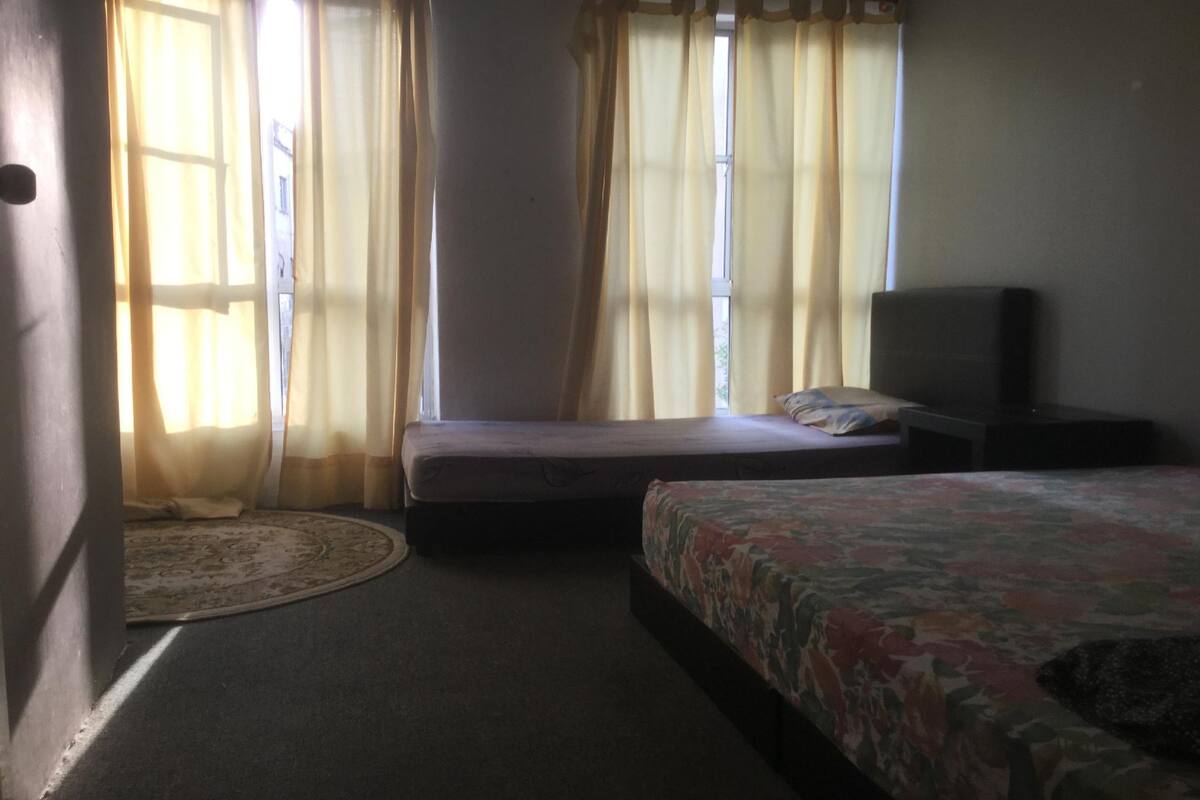Triple Room Aircon Shared Bathroom